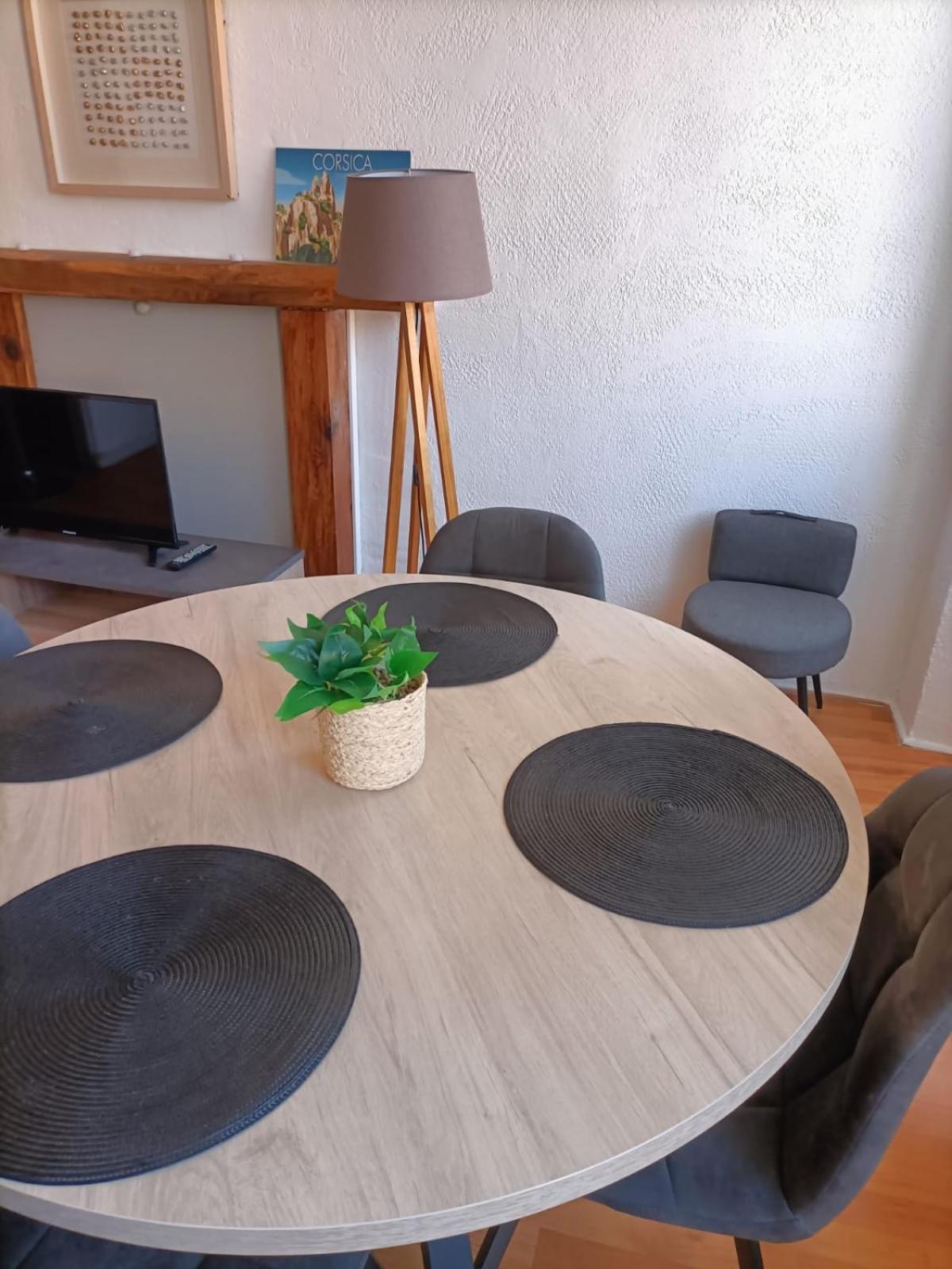 **** Very Central Ajaccio 36 Rue Fesch, Cosy Flat In City Center Pedestrian Street, Up To 4 People **** Dış mekan fotoğraf